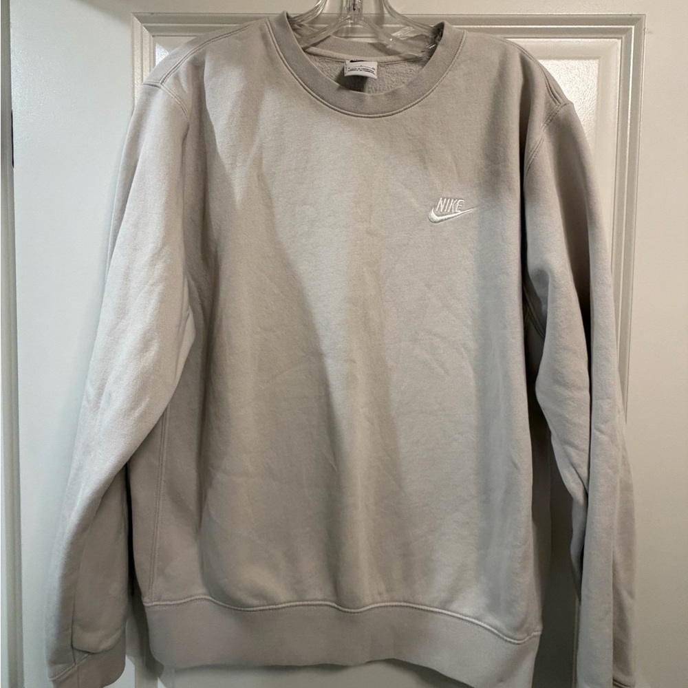 Nike Sportswear Club Fleece
Men's Crew size S